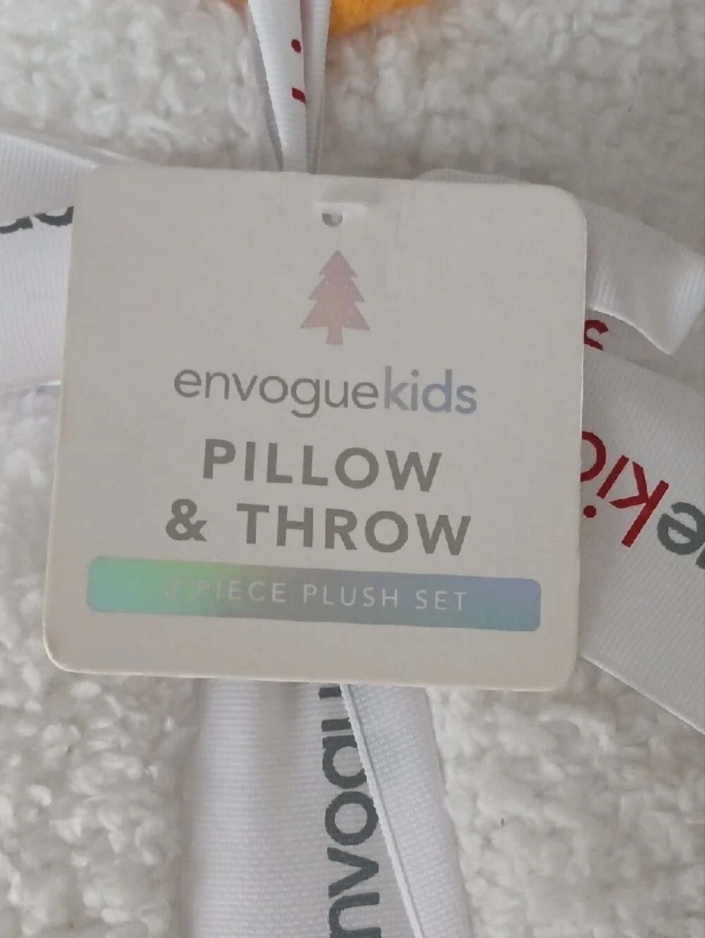 Envogue Kids White Penguin Pillow & Throw Plush Set with Red Accents